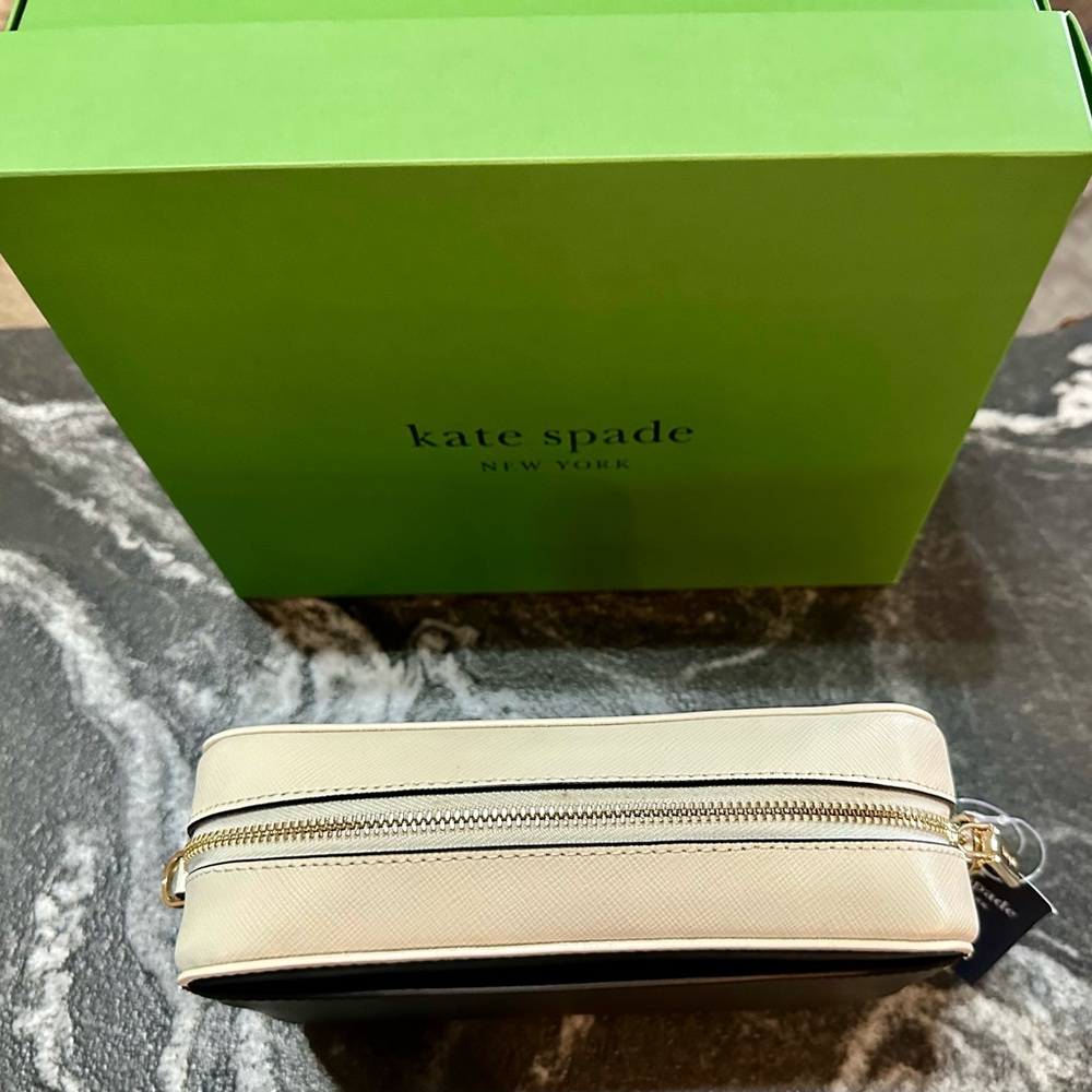 Kate Spade Black and Cream Cosmetic Case - Picture 4 of 5